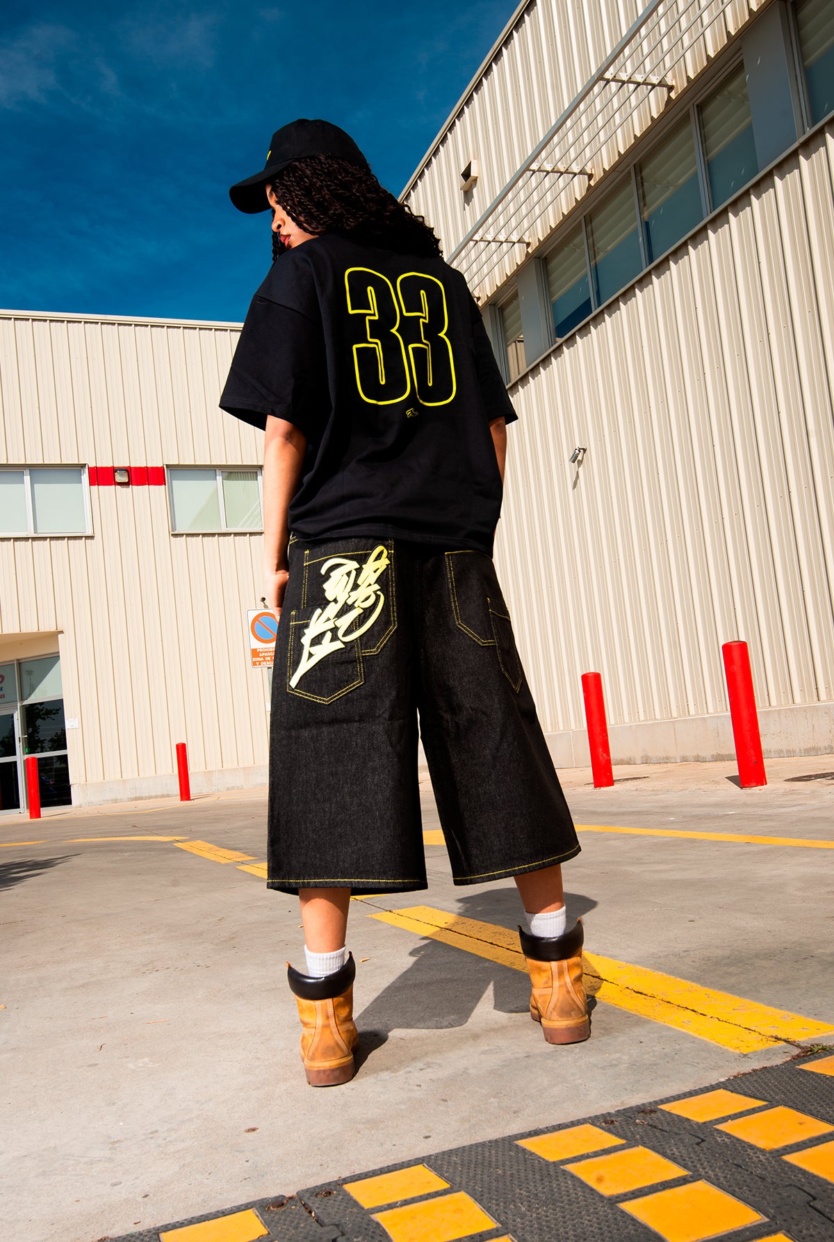 FREVING BLACK TEE