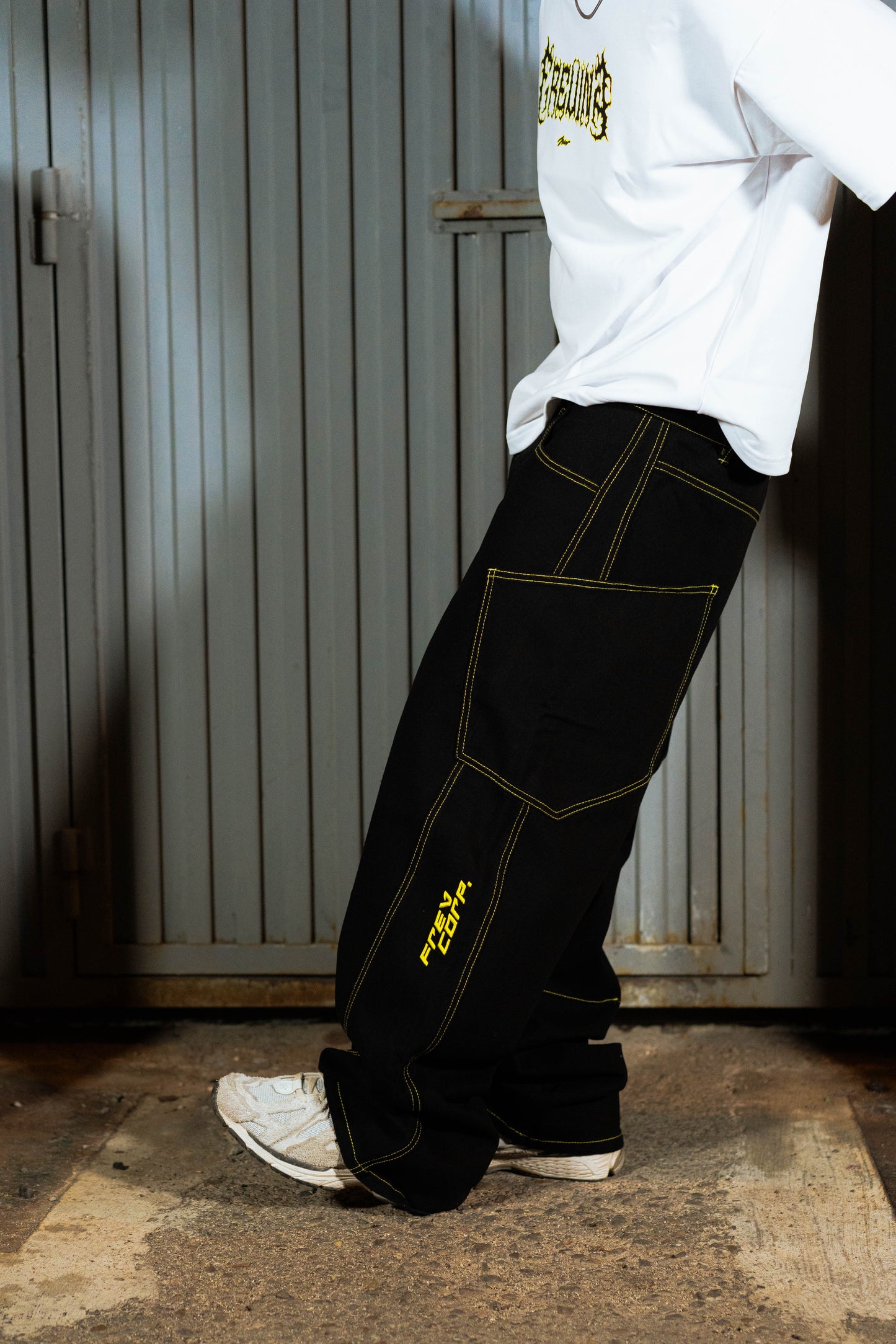 Frev Corp. Wavy Jeans