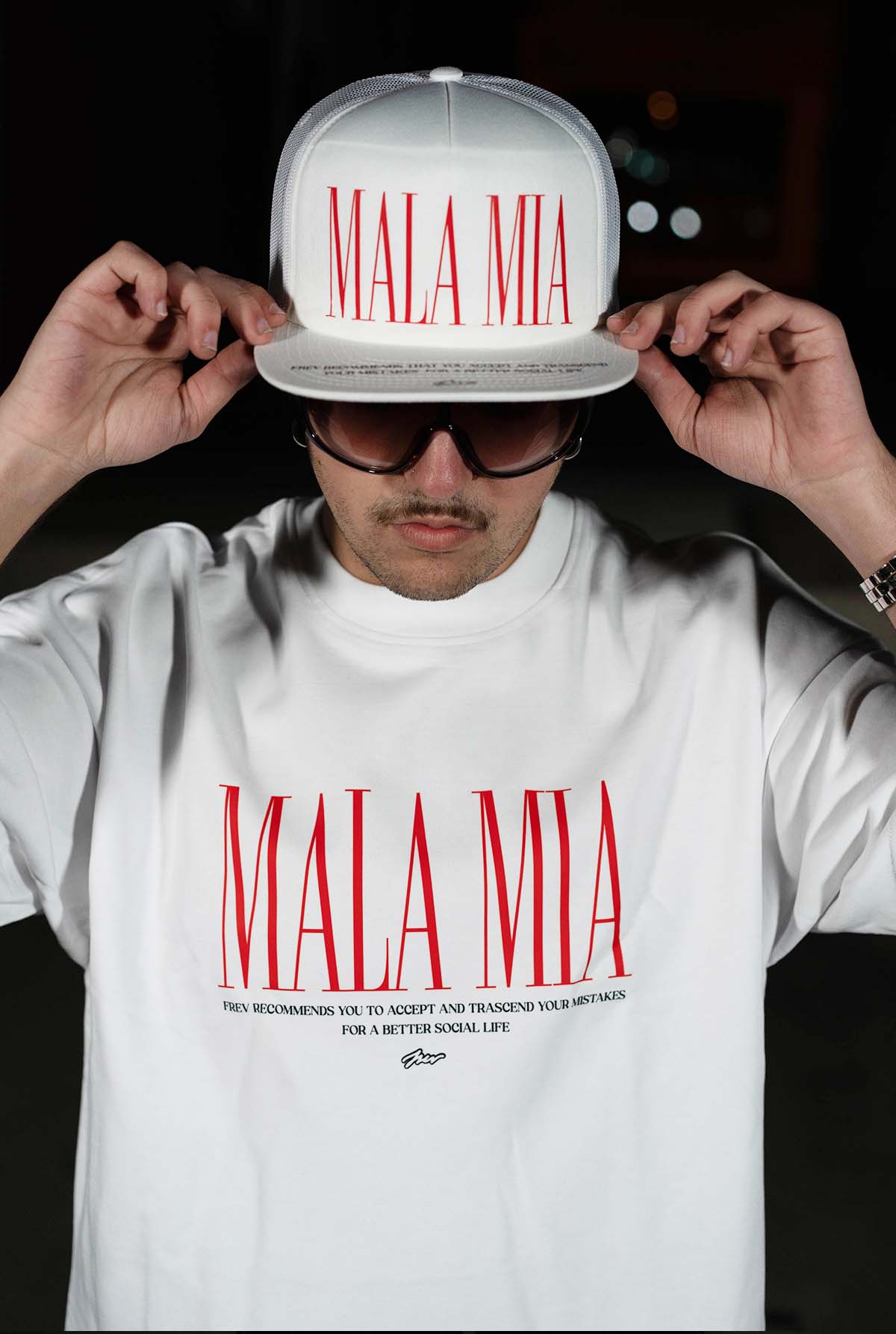 Mala Mia white Tee