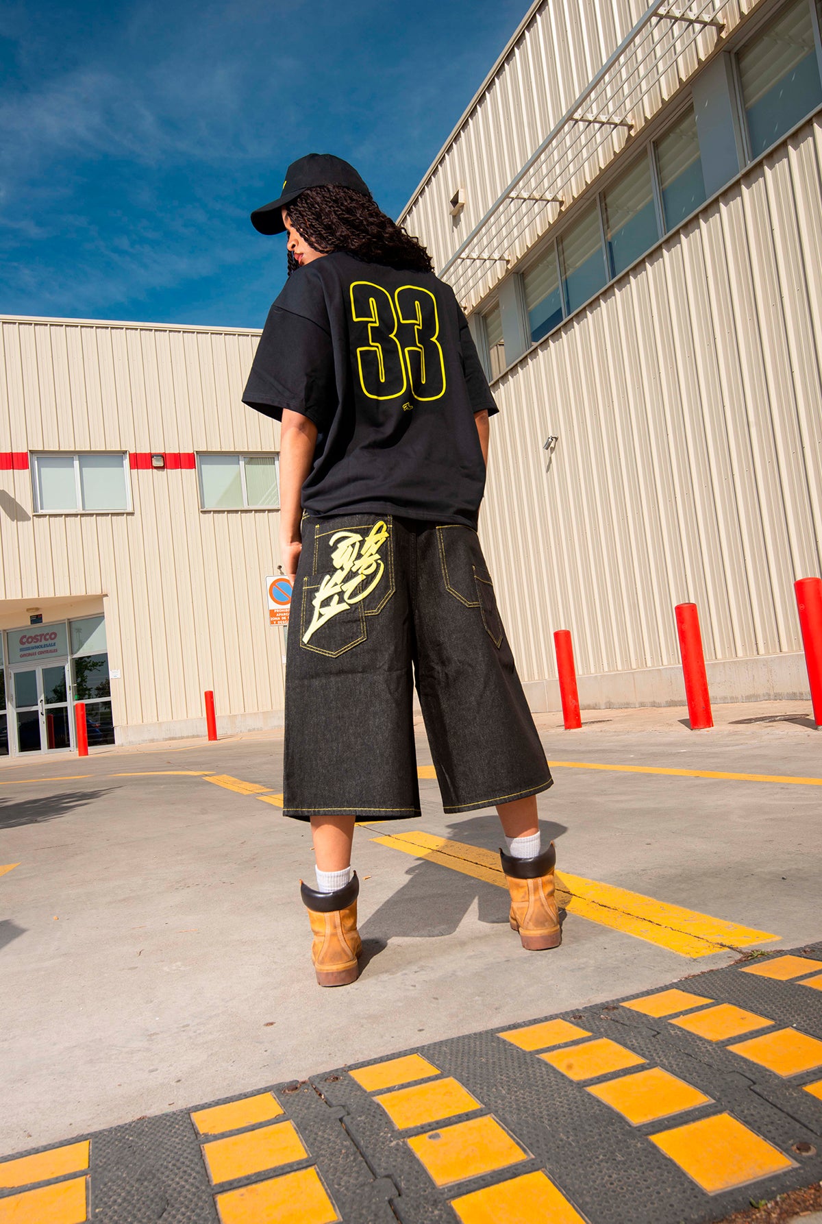 FREVING BLACK TEE