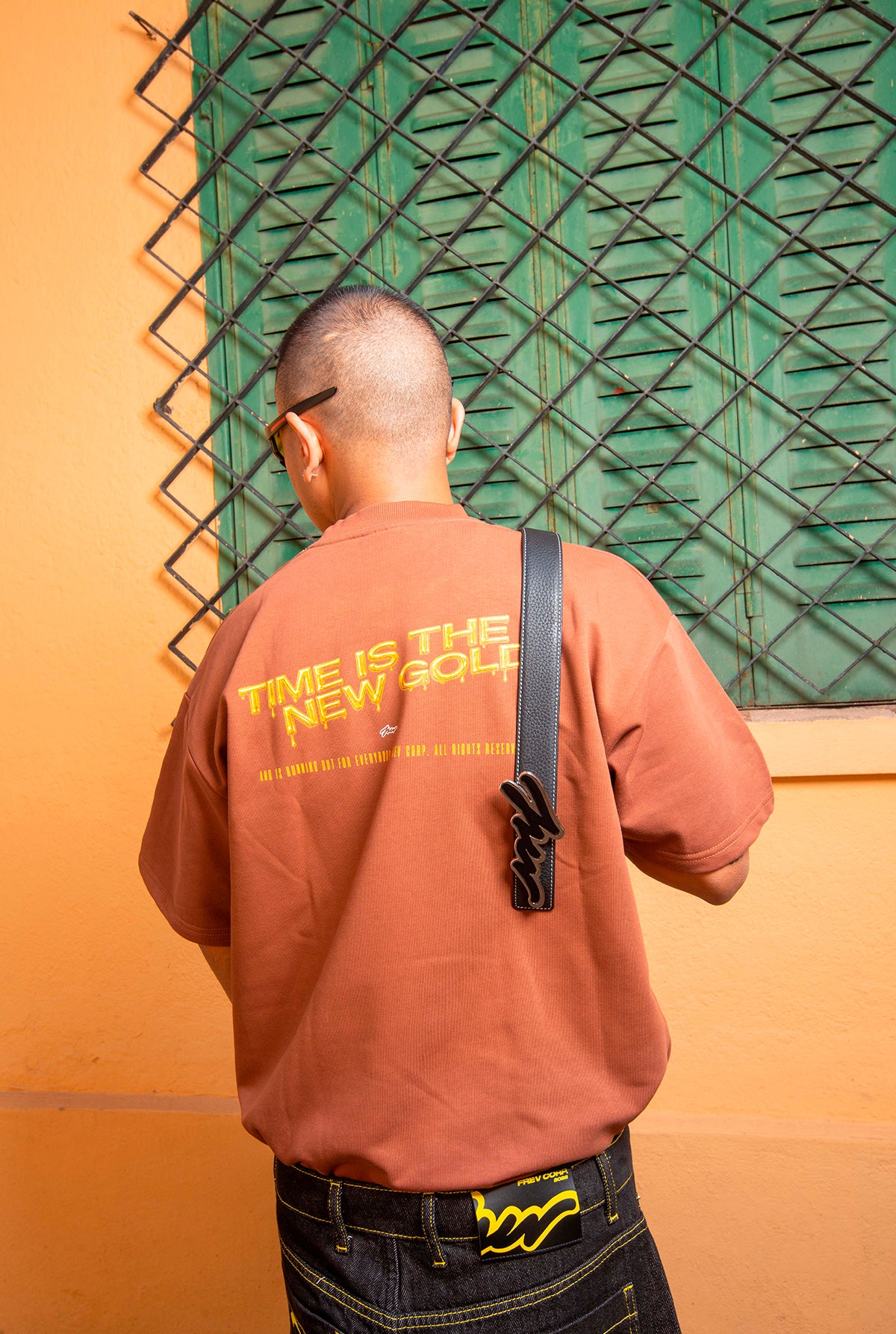 TIME IS GOLD BROWN TEE